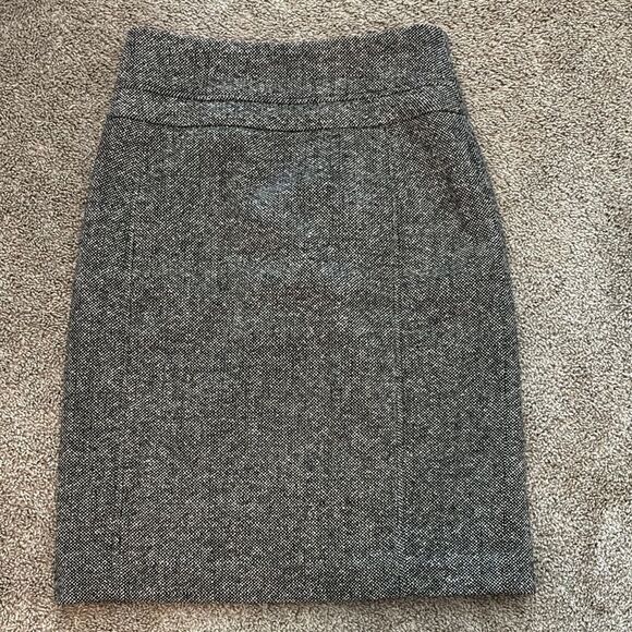 Club Monaco Gray Tweed Pencil Skirt size 4 - Picture 1 of 4